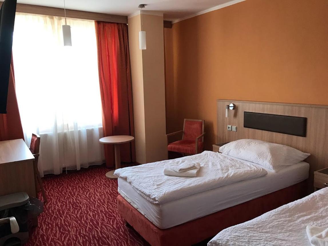 Hotel Opera Jaromerice nad Rokytnou 외부 사진