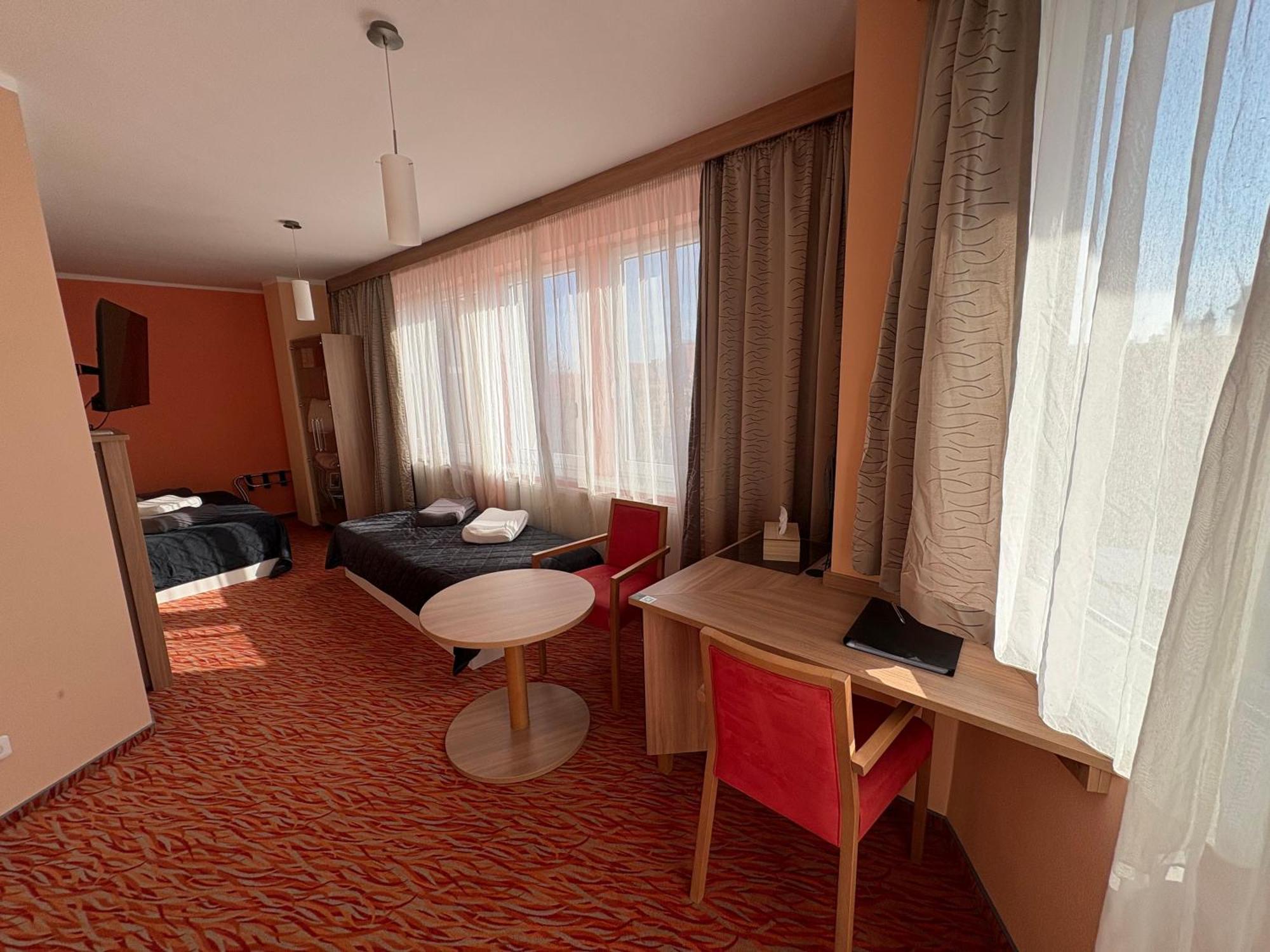 Hotel Opera Jaromerice nad Rokytnou 외부 사진