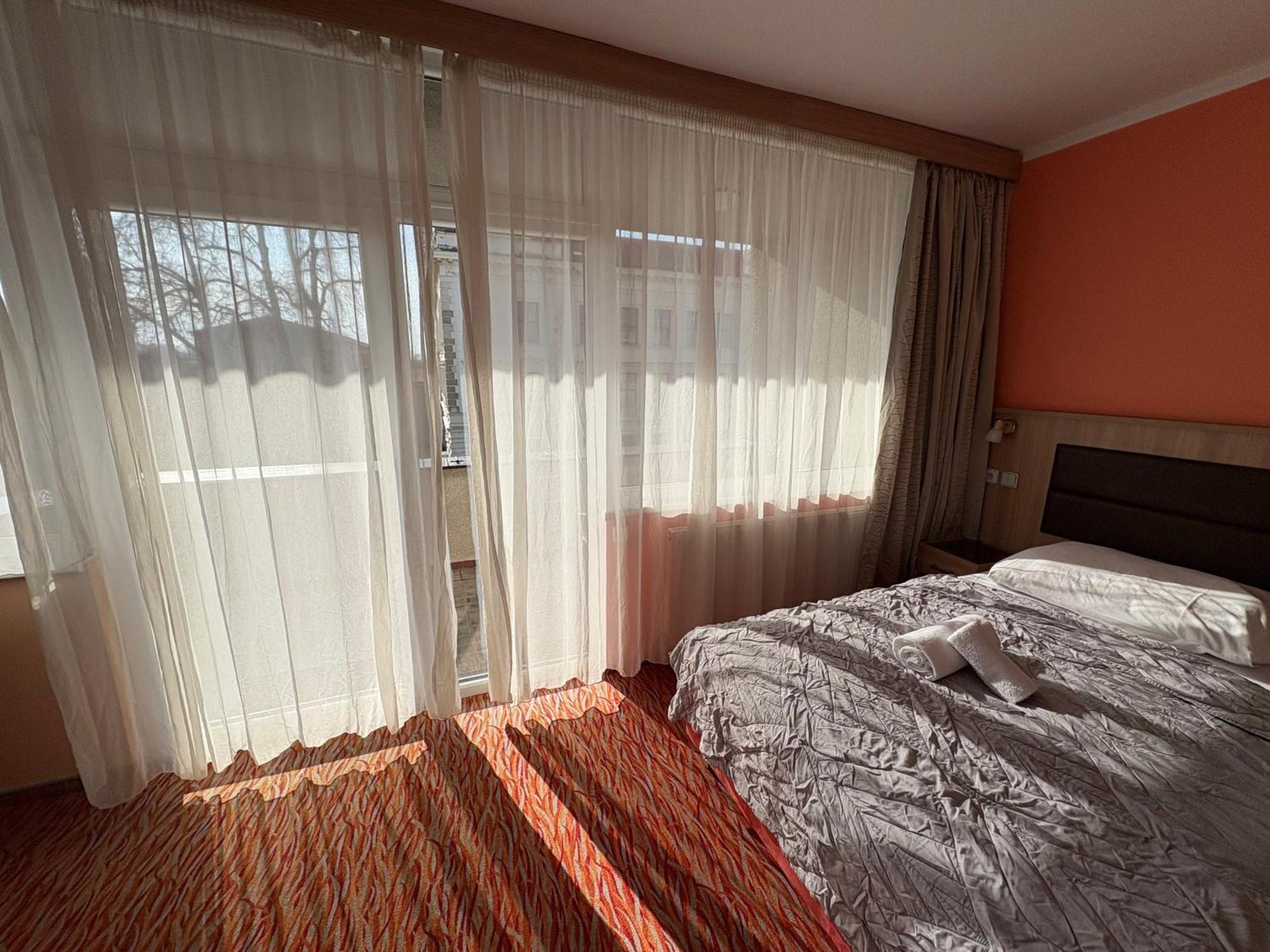 Hotel Opera Jaromerice nad Rokytnou 외부 사진